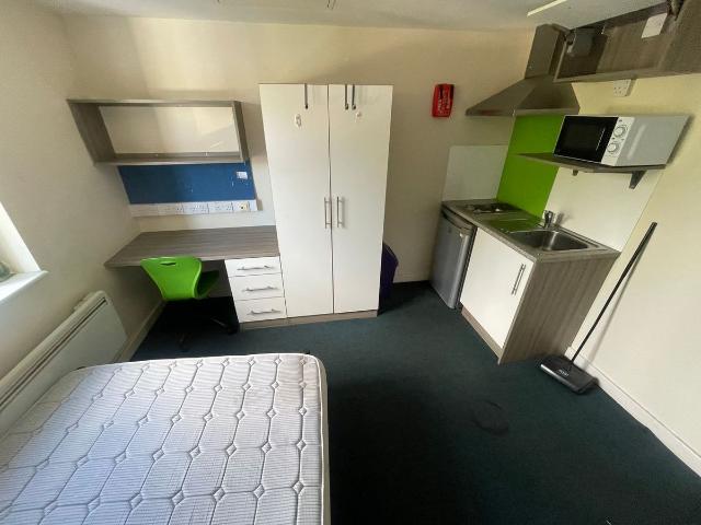 Bridge Road, Birmingham B8, Studio to rent, £600 pcm | PrimeLocation