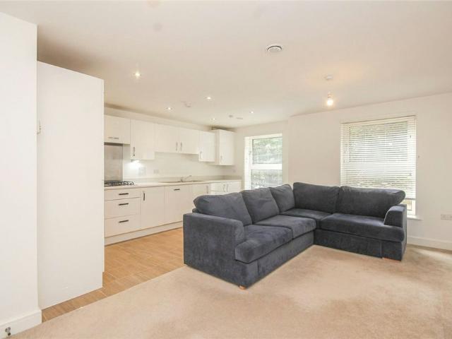 Bridge Road East, Welwyn Garden City, Welwyn Garden City, AL7 1JR