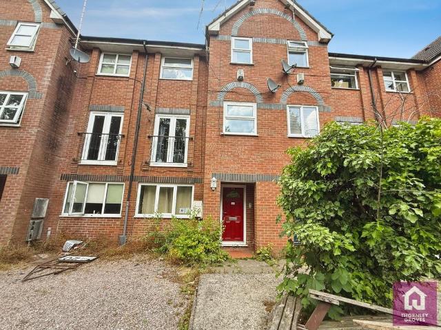 Bridgelea Mews, Withington, M20 6 bed terraced house to rent £2,210 pcm £510 pw
