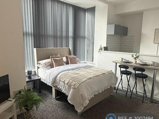 Bridgeman Terrace, Wigan, WN1 1 bed flat to rent £1,000 pcm £231 pw