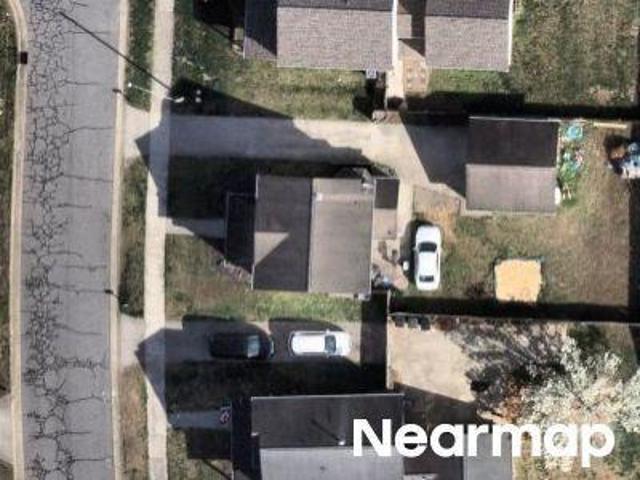 Bridgton Place Dr
