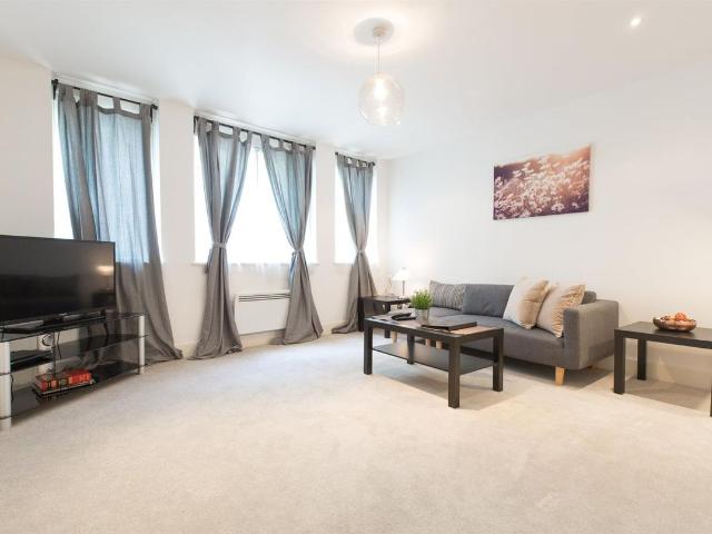 Bride Court, Blackfriars EC4Y, 2 bed flat to rent, £3,250 pcm | PrimeLocation