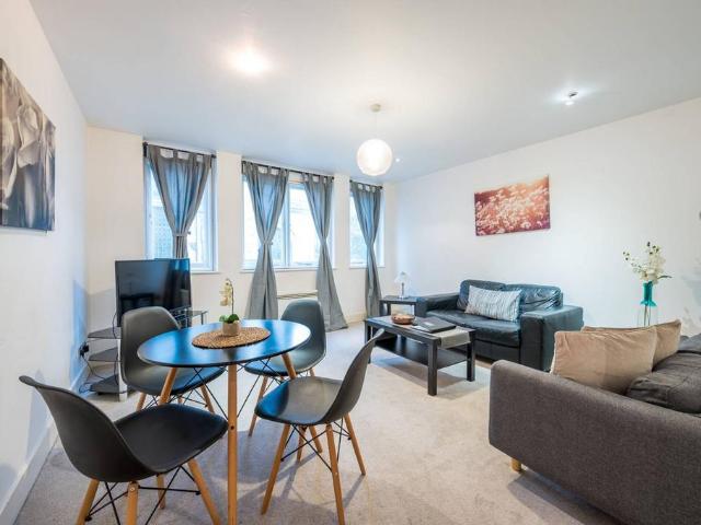 Bridewell Theatre, 14 Bride Lane, Blackfriars, London, EC4Y 8EQ, United Kingdom | 2 bed apartment for rent #137019449 | Rentberry
