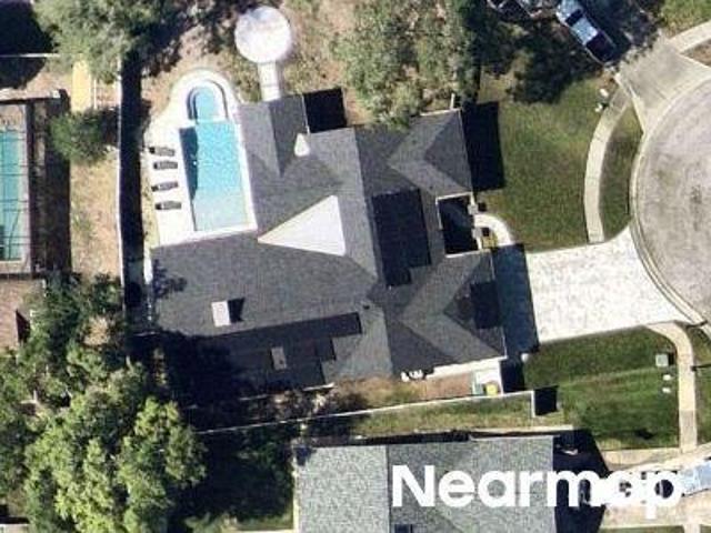 Bridlewood Dr