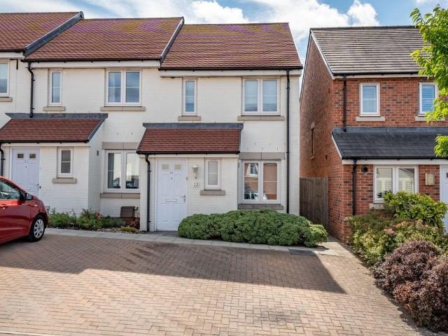Bridle Close, Andover, Hampshire SP11, 2 bed property to rent, £1,400 pcm | PrimeLocation