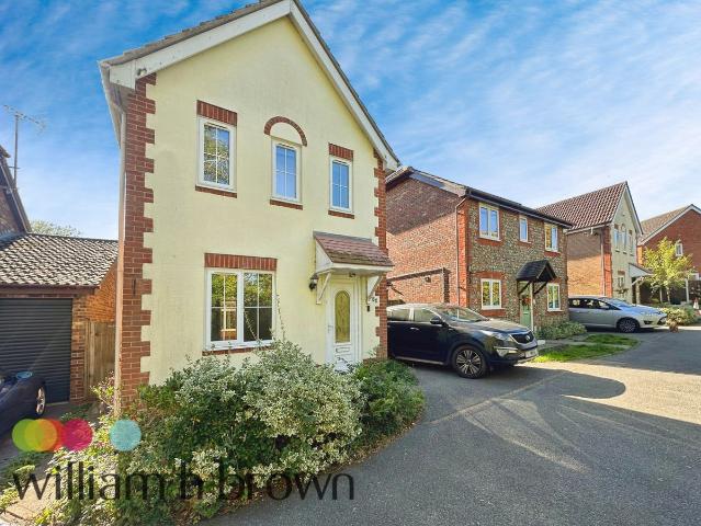 Bridport Way, Braintree CM7, 3 bed detached house to rent, £1,500 pcm | PrimeLocation