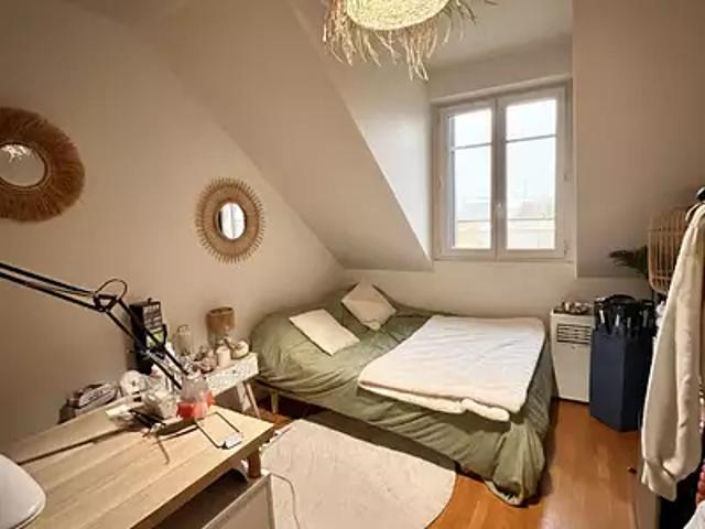 Brie Comte Robert 77170 Achat / Vente appartement 4 pièces t4 au dernier étage cave