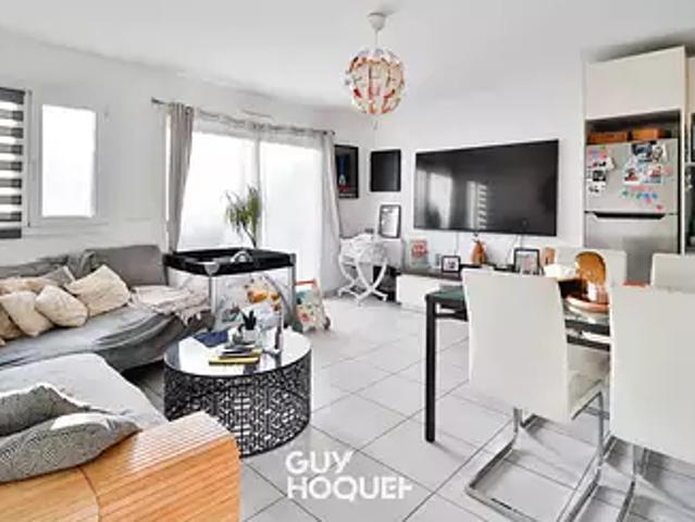 Brie Comte Robert 77170 Achat / Vente appartement 3 pièces t3 terrasse parking