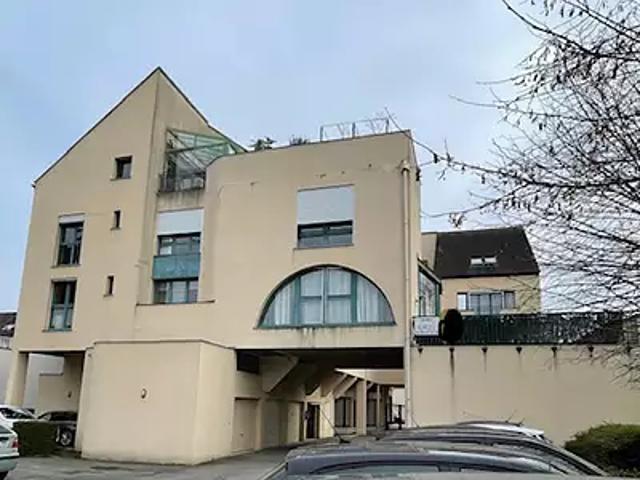 Brie Comte Robert 77170 Location appartement 4 pièces t4 terrasse parking