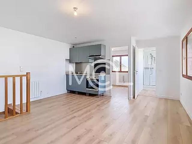 Brie Comte Robert 77170 Location appartement 2 pièces t2 au dernier étage
