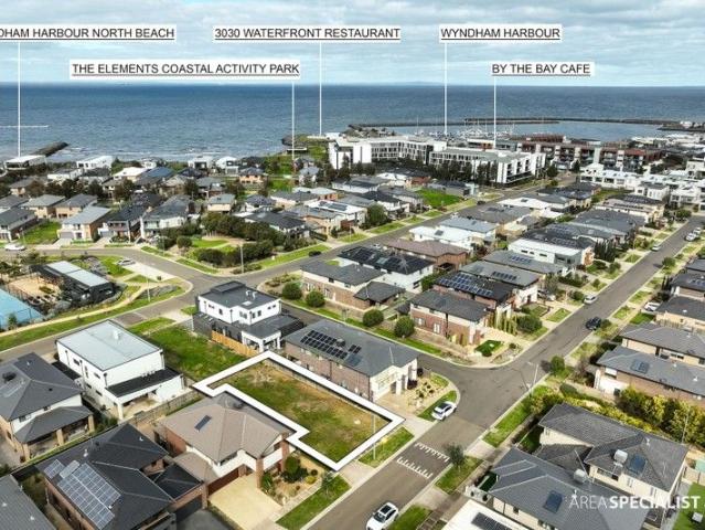 Brief Luxury Seaside Living with Connected Convenience