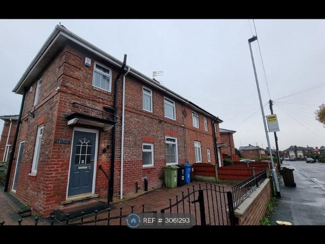 Brierley Avenue, Failsworth, Manchester M35, 3 bed semi detached house to rent, £1,400 pcm | PrimeLocation