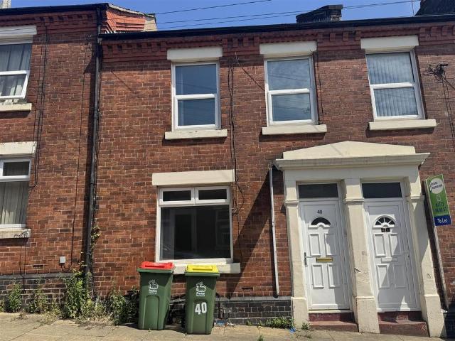 Brieryfield Road, Preston 3 bed terraced house to rent £925 pcm £213 pw