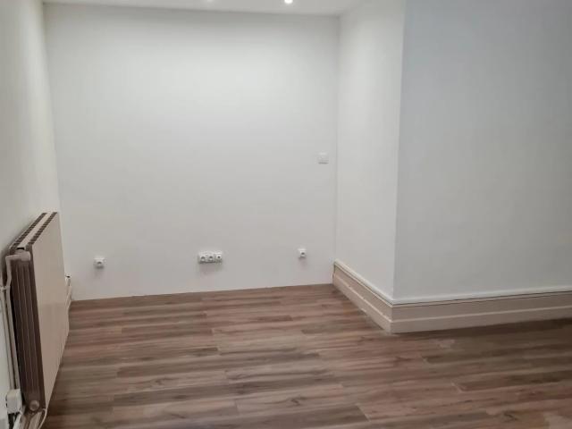 BRIEY JOLI F3 DANS MAISON