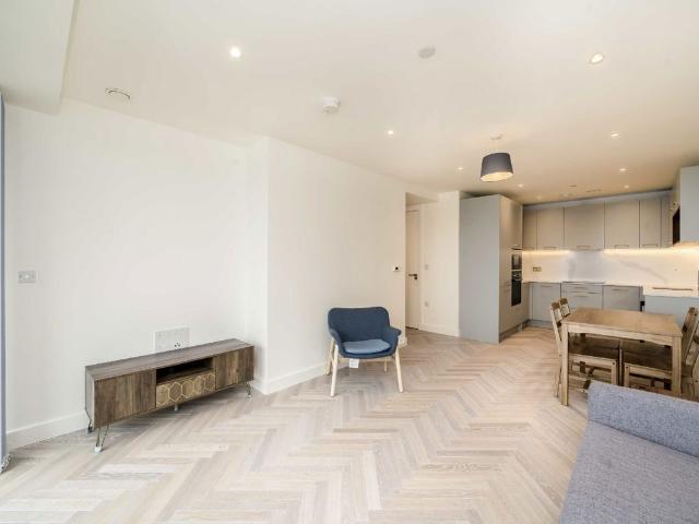 Brigadier Walk, Wolwich Arsenal SE18, 2 bed flat to rent, £2,900 pcm | PrimeLocation