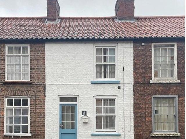 Brigg Road, Barton Upon Humber DN18, 2 bed terraced house to rent, £625 pcm | PrimeLocation