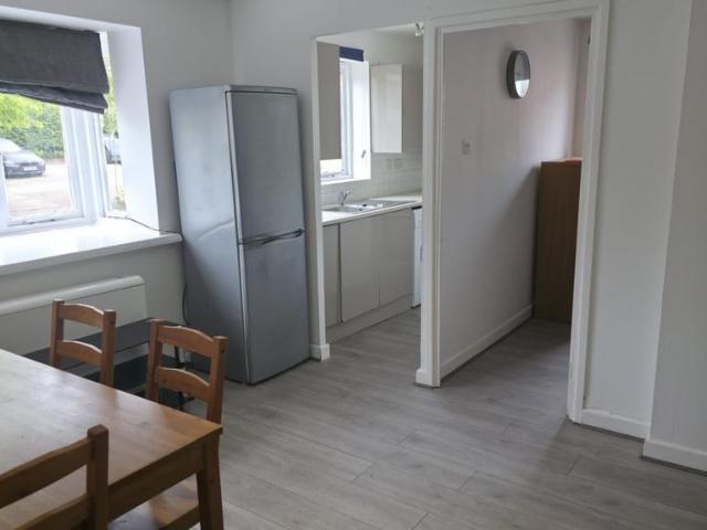 Brighstone Court, RM19 1 bed flat to rent £1,100 pcm £254 pw