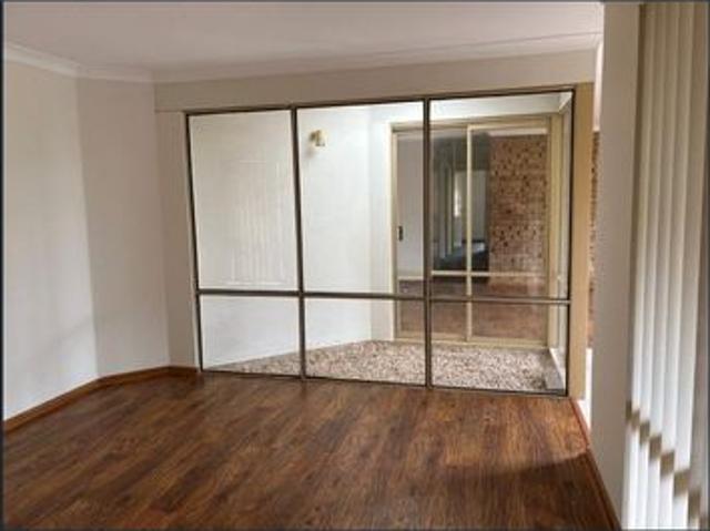 Bright 3 x 2 Villa