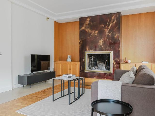 Bright 3 Bedroom Apartment with Balcony in Le Marais, Paris Amsterdam Apartments for Rent