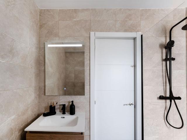 Bright 3 Bedroom Apartment with Terrace and Modern Comforts in Ayala Street, Madrid Amsterdam Apartments for Rent