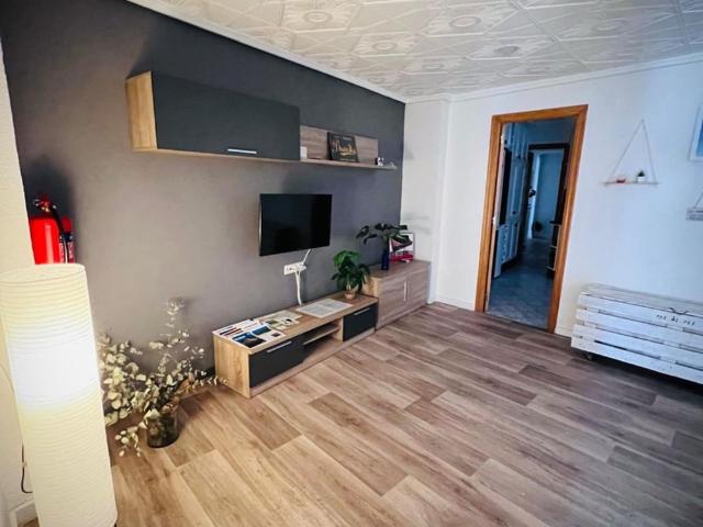 Bright 3 Bedroom Apartment in Elche Center