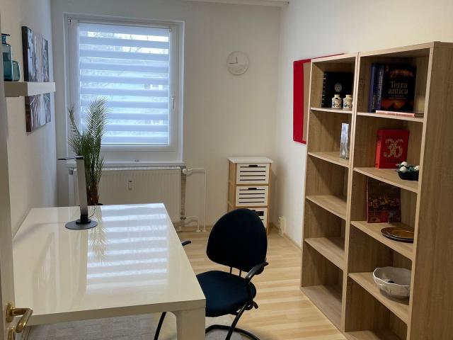 Bright 3 room apartment with balcony, Berlin Amsterdam Apartments for Rent