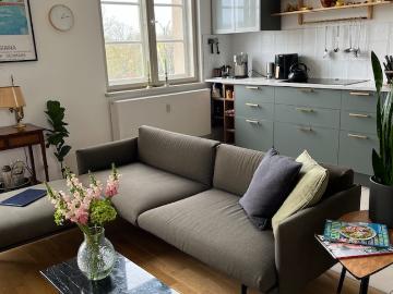 Bright 3 room apartment with balcony in Neukölln | Sublet 11.08.2026–15.05.2027