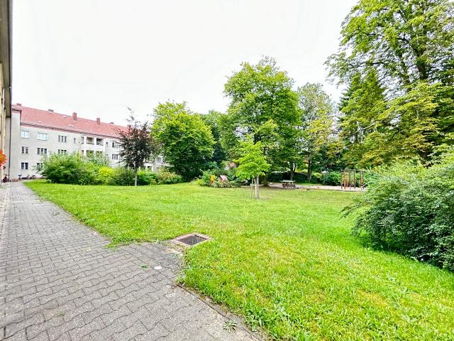 Bright 3 room apartment, Berlin Amsterdam Apartments for Rent