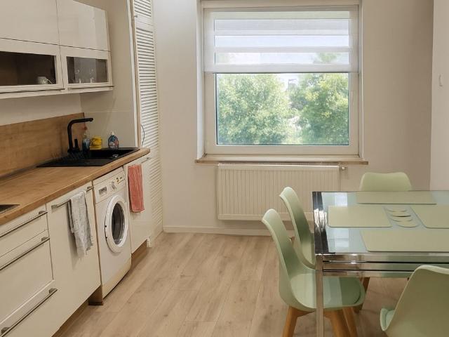 Bright 3 room apartment near Düsseldorf Derendorf and Unterrath, Dusseldorf Amsterdam Apartments for Rent