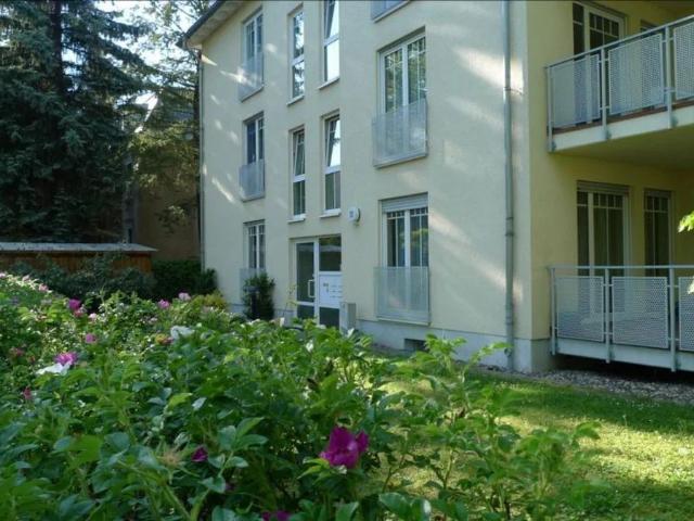 Bright 1.5 room flat with balcony in an upmarket residential area in Striesen, Dresden Amsterdam Apartments for Rent