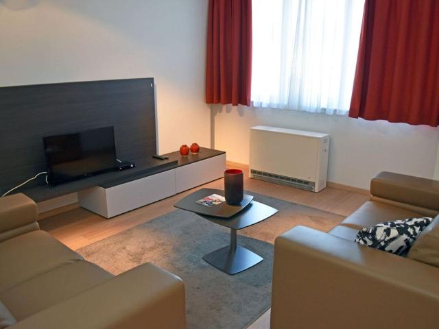 Bright 1 Bed Apartment in Central Brussels