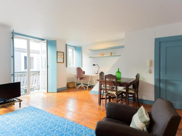 Bright 1 Bedroom Apartment in central Lisbon