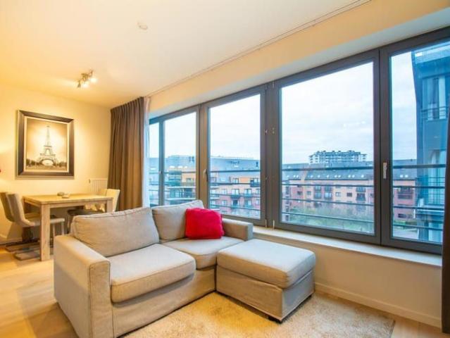BRIGHT 1 bedroom apartment NATO