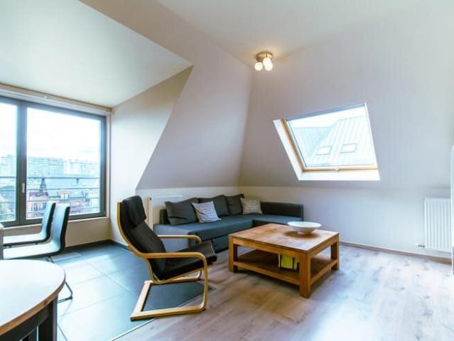 BRIGHT 1 bedroom furnished apartment NATO