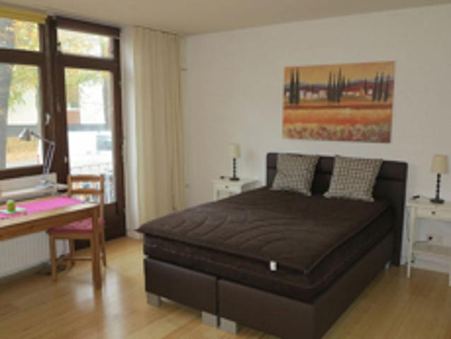 Bright 1 room apartment in Hamburg Lokstedt!