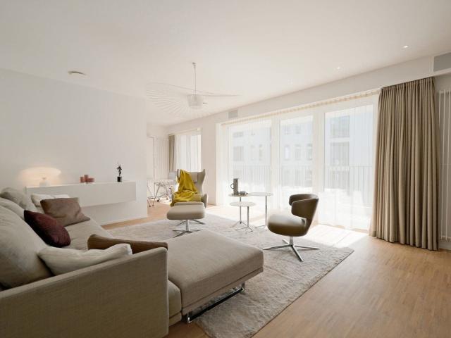 Bright 2 Bed Apartment in Brussels Centre