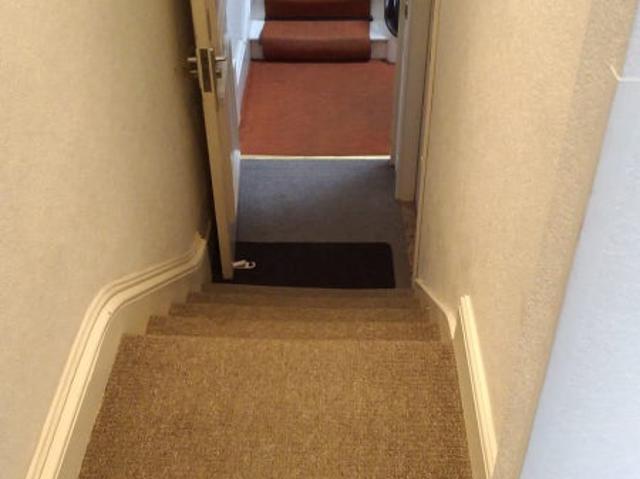 Bright 2 Bed Flat in Broomhill