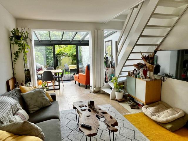 Bright 2 Bed House + Office with Garden & Veranda