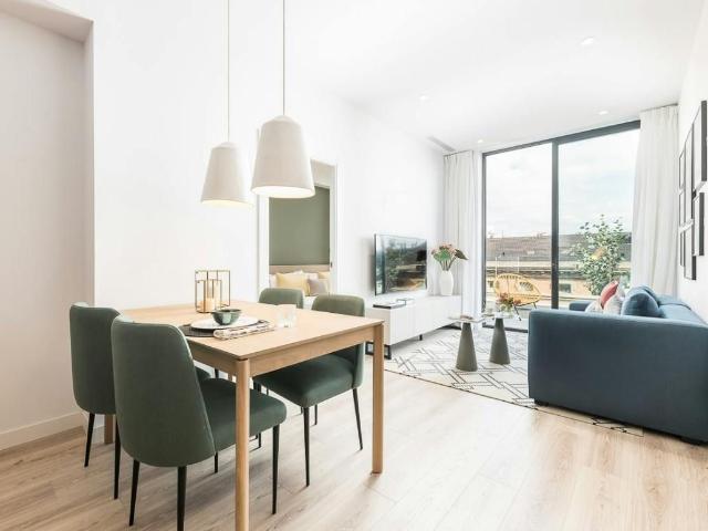 Bright 2 Bedroom Apartment in Gothic Quarter, Barcelona Amsterdam Apartments for Rent
