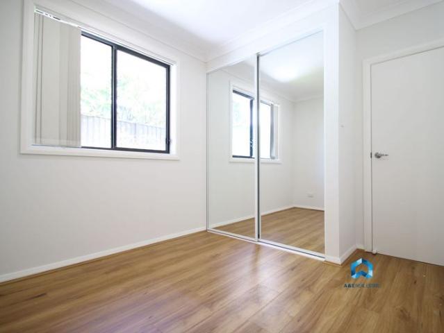 BRIGHT 2 BEDROOM GRANNY FLAT
