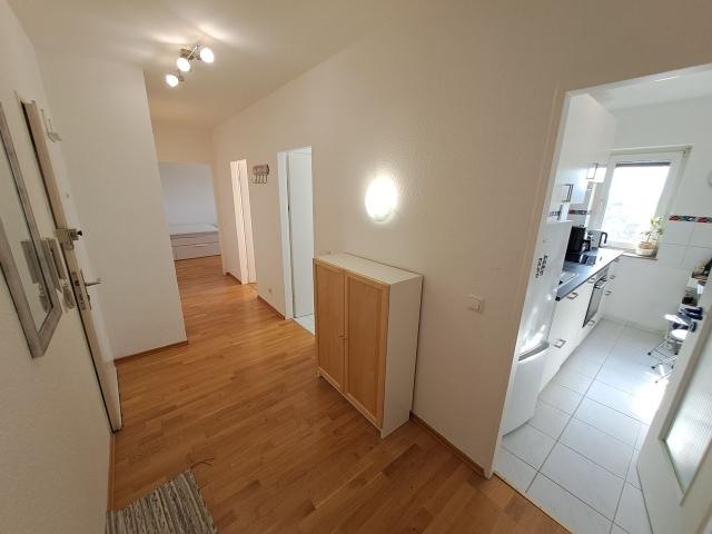 Bright 2 room apartment with a great view, near the subway, Frankfurt Amsterdam Apartments for Rent