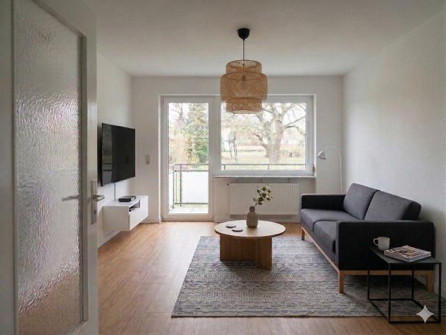 Bright 2 Room Apartment with Green Views – First Occupancy After Renovation, Braunschweig Amsterdam Apartments for Rent