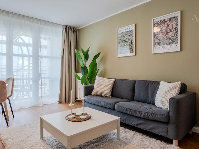 Bright 2 Room Apartment at Tegeler Hafen