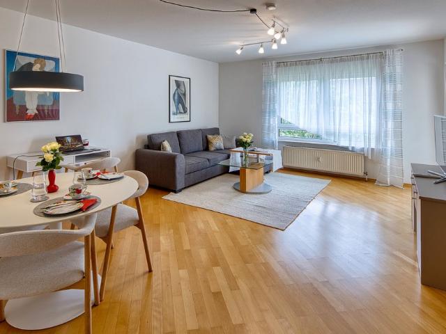 Bright 2 room apartment for rent near S Bahn Langwied
