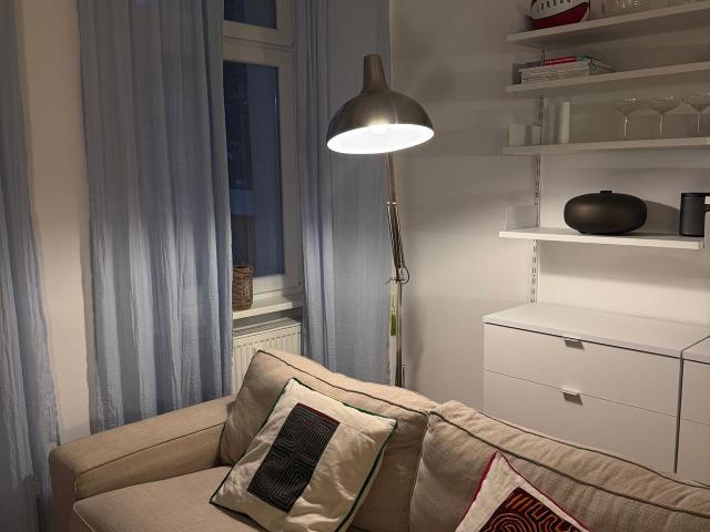 Bright 2 Room Apartment in the heart of Neukölln, Berlin Amsterdam Apartments for Rent