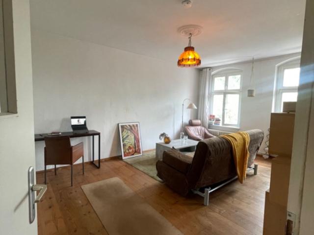 bright 2 room appartment in kreuzberg close to landwehrkanal