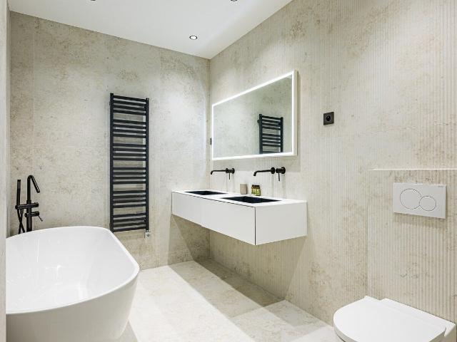 Bright 2BR Duplex with AC in the Heart of the Marais, Paris Amsterdam Apartments for Rent