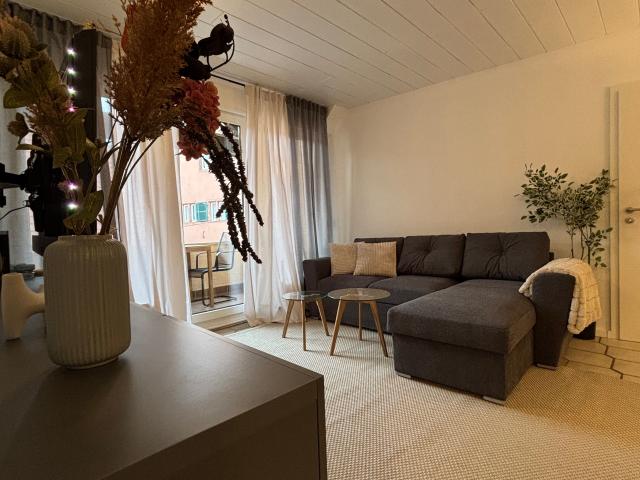 Bright 4 Room Apartment in Central Alzey – with Balcony and Charm