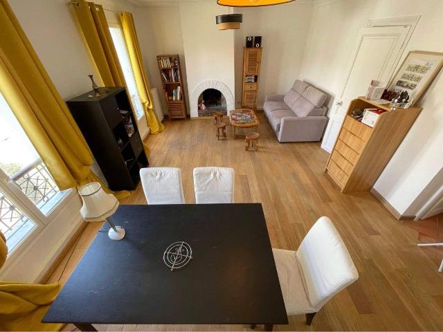 Bright 75m2 top floor 2 BR, quiet workshpace, Latin Quarter Censier / Mouffetard