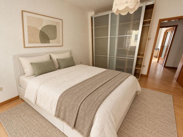 Bright & Cozy 50 m² Apartment with Balcony – 2 Rooms in Essen Rüttenscheid, Essen Amsterdam Apartments for Rent